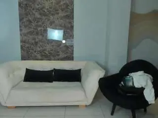 Ninamichellex  live sex cam