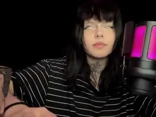 Tinyfrazzano  live sex cam