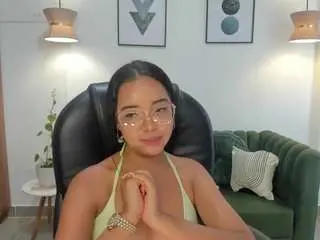 Alana-martiins  live sex cam