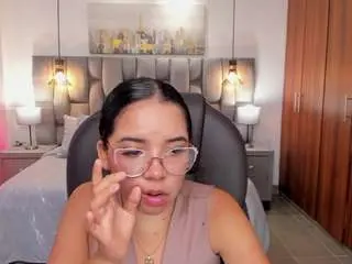 Alana-martiins  live sex cam