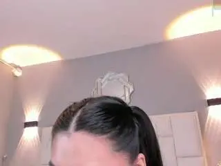 Emma-kitty  live sex cam