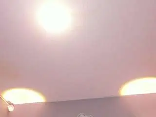 Emma-kitty  live sex cam