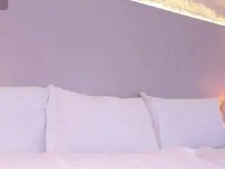 Emma-kitty  live sex cam