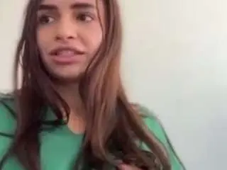 Lunabum  live sex cam