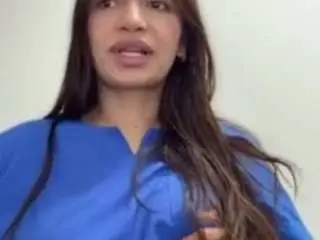 Lunabum  live sex cam