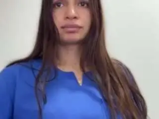 Lunabum  live sex cam
