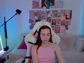 Miagingerrose  live sex cam