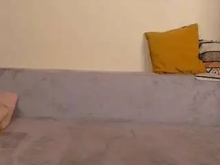 Halovoyage  live sex cam