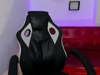 Nora22xx  live sex cam