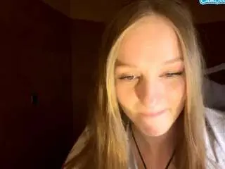 Tanishamehdi  live sex cam