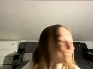 Tanishamehdi  live sex cam