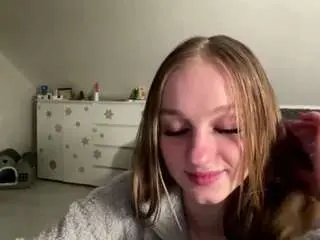 Tanishamehdi  live sex cam