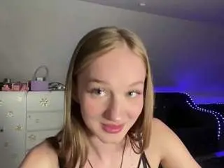 Tanishamehdi  live sex cam