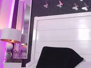 Viiolet-smith  live sex cam