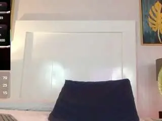 Viiolet-smith  live sex cam
