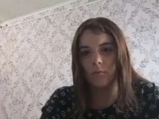 Ceceliacaspari  live sex cam