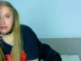 Crystalux  live sex cam