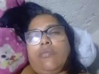 Mujer911  live sex cam