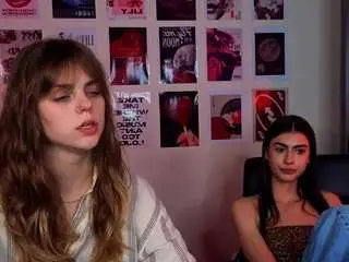 Naya-may  live sex cam