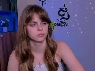 Naya-may  live sex cam