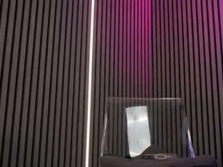 Perfecttwet  live sex cam