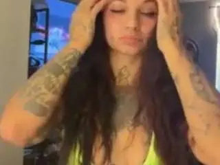 Bzy666  live sex cam