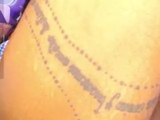 Danybrunette  live sex cam
