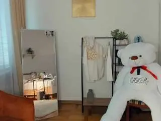 Glynisfukushima  live sex cam