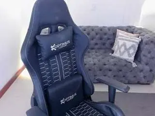 Kimzaratte  live sex cam