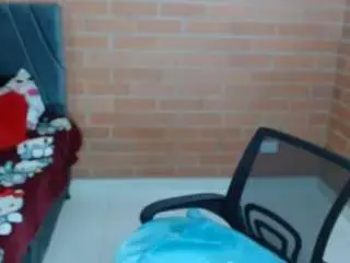 Paula113  live sex cam