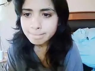 Sweetlatinafit  live sex cam