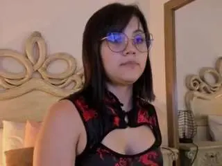 Vero-domplay  live sex cam