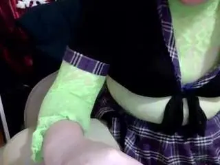 Average-girl  live sex cam