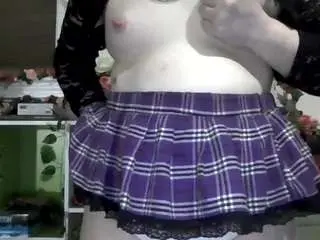 Average-girl  live sex cam