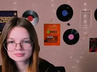 Caroline-eclipse  live sex cam