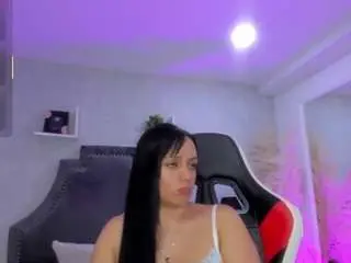 Emiliaa-rosse  live sex cam