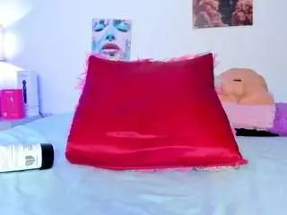 Hailey-hadid  live sex cam