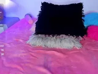 Hailey-hadid  live sex cam