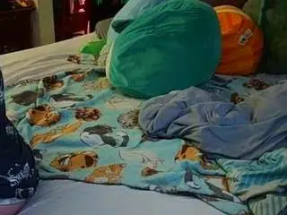 Lemontease69  live sex cam