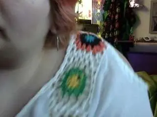 Lemontease69  live sex cam
