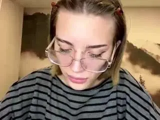 Loreneevanchyk  live sex cam