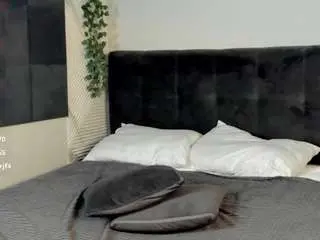 Lunefallenstar  live sex cam