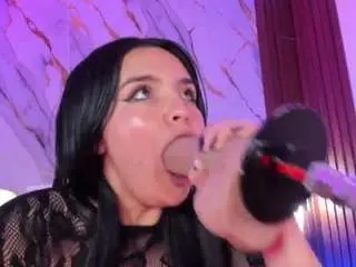Miacuttee  live sex cam