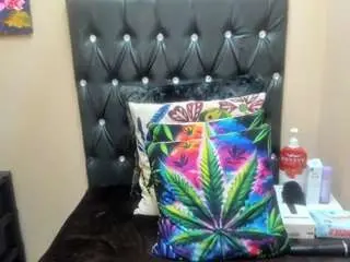 Toxicfantasy4u  live sex cam