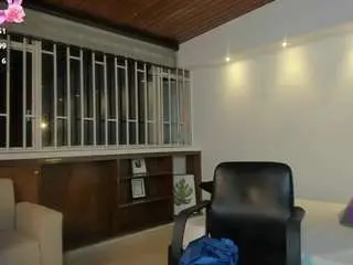 Victoria-mooree  live sex cam