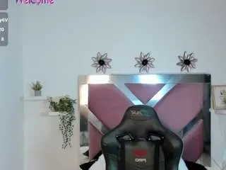 Victoria-mooree  live sex cam