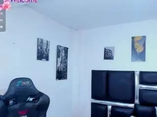 Victoria-mooree  live sex cam