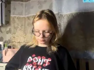 Alannamccrudden  live sex cam