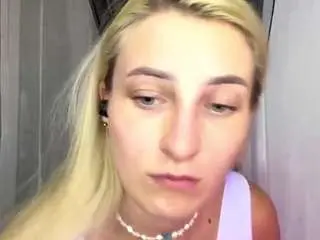 Aletahaseman  live sex cam