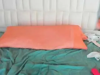 Almasaennz  live sex cam